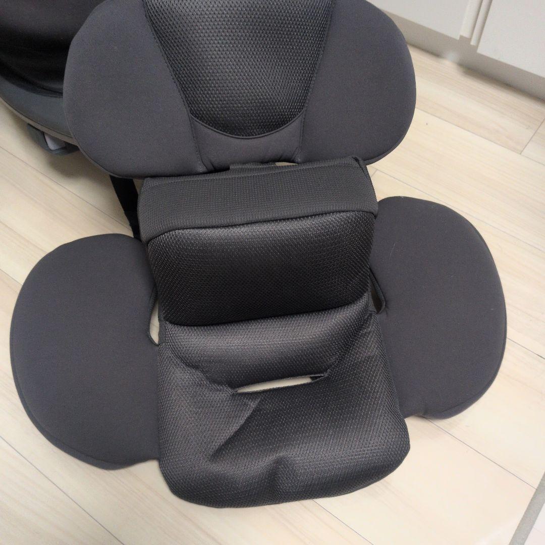 Combi 車用チャイルドシート ブラック　the s