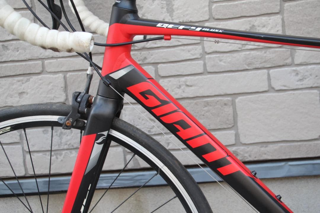 引き取り限定♪人気のGIANT♪DEFY♪軽量アルミフレームロードバイク♪