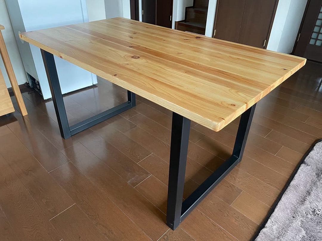 ダイニングテーブル me