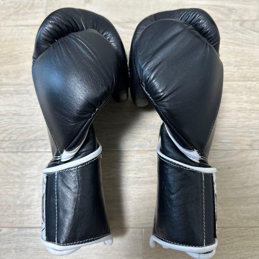 ボクシンググローブ 8OZ / CASANOVA 武道・格闘技