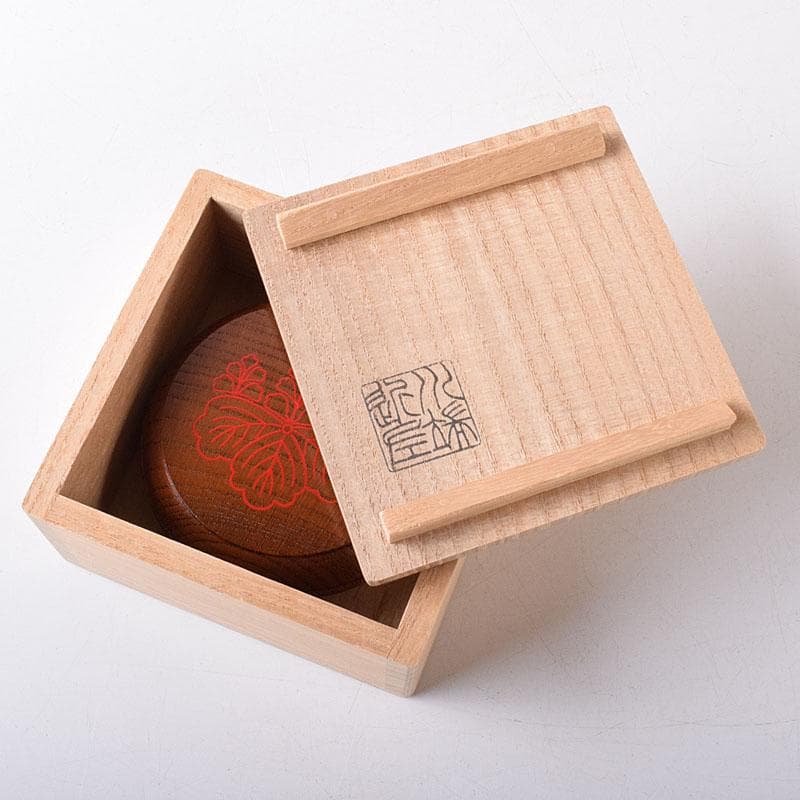 茶道具　川端近左作　太閤桐絵　欅拭漆香合　共布共箱　Ｖ　7703