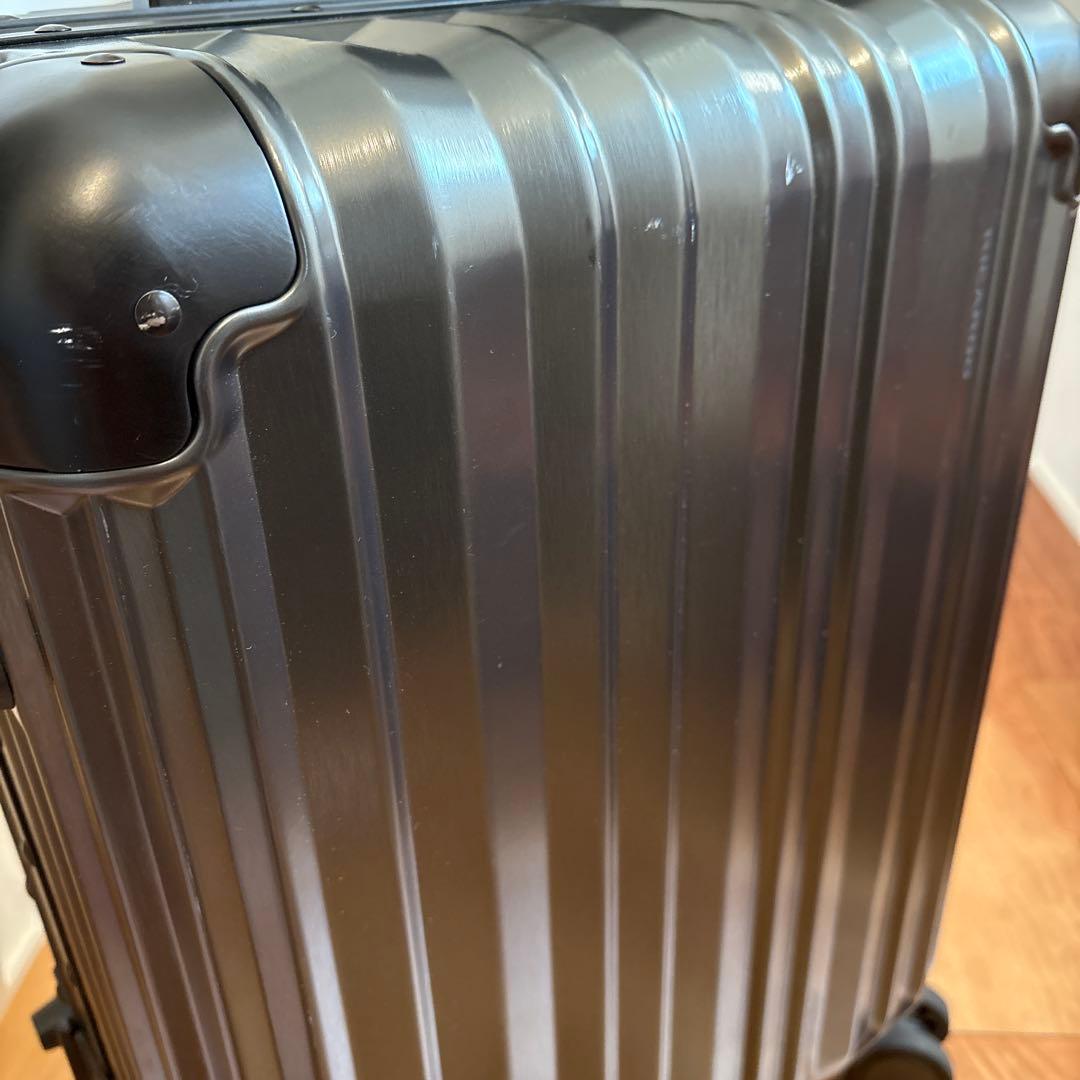 RICARDO リカルドスーツケース 37L ガンメタル