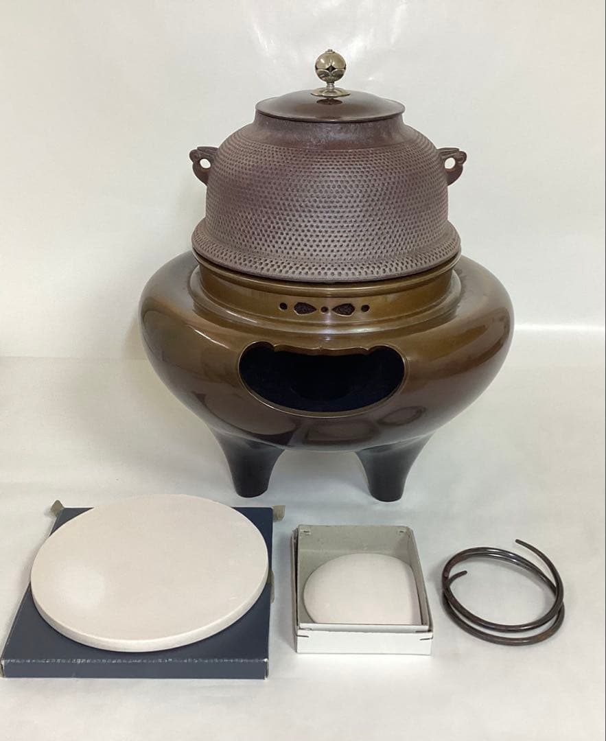 茶道具 古物品 唐銅朝鮮風炉 南鐐つまみ 釜師 高橋敬典 風炉師 金谷浄