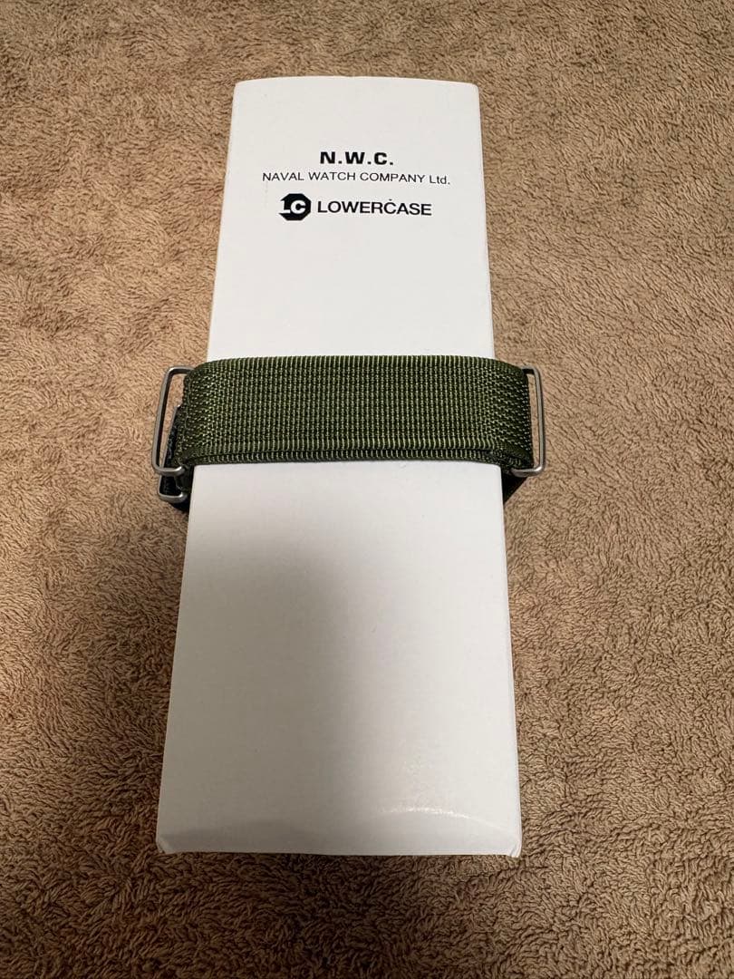 【美品】ナバルウォッチ スウィープセコンド クォーツ 腕時計