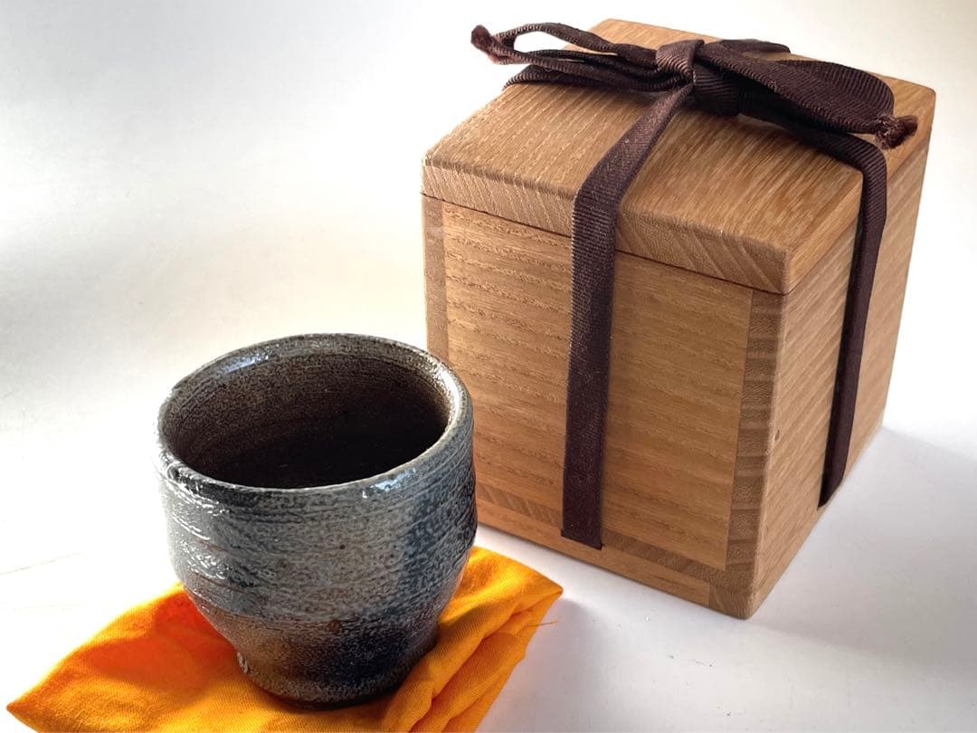 陶芸家 人間国宝 濱田庄司 塩釉酒呑 盃 ぐい呑 益子焼 浜田庄司