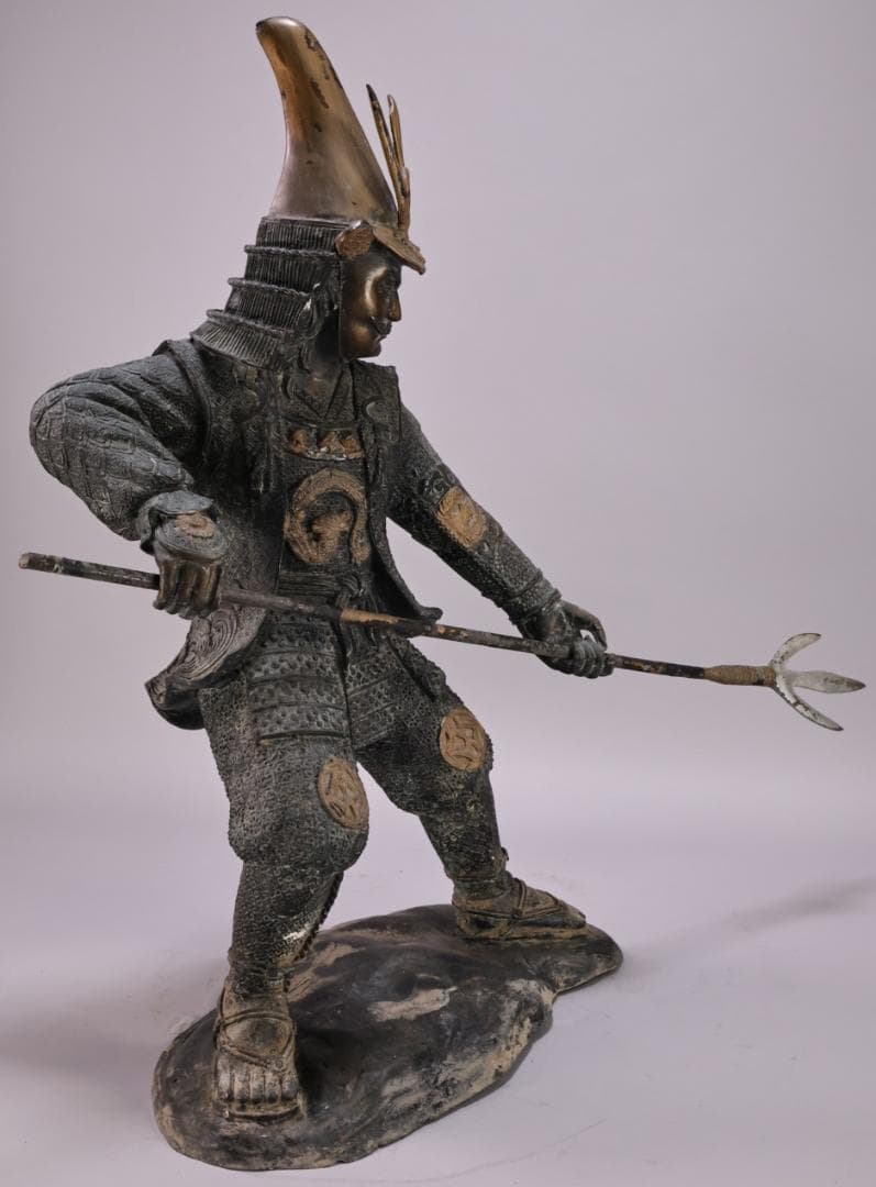 時代金工 明治期 ブロンズ像 加藤清正 薙刀 置物 床飾 高58㎝ BK091