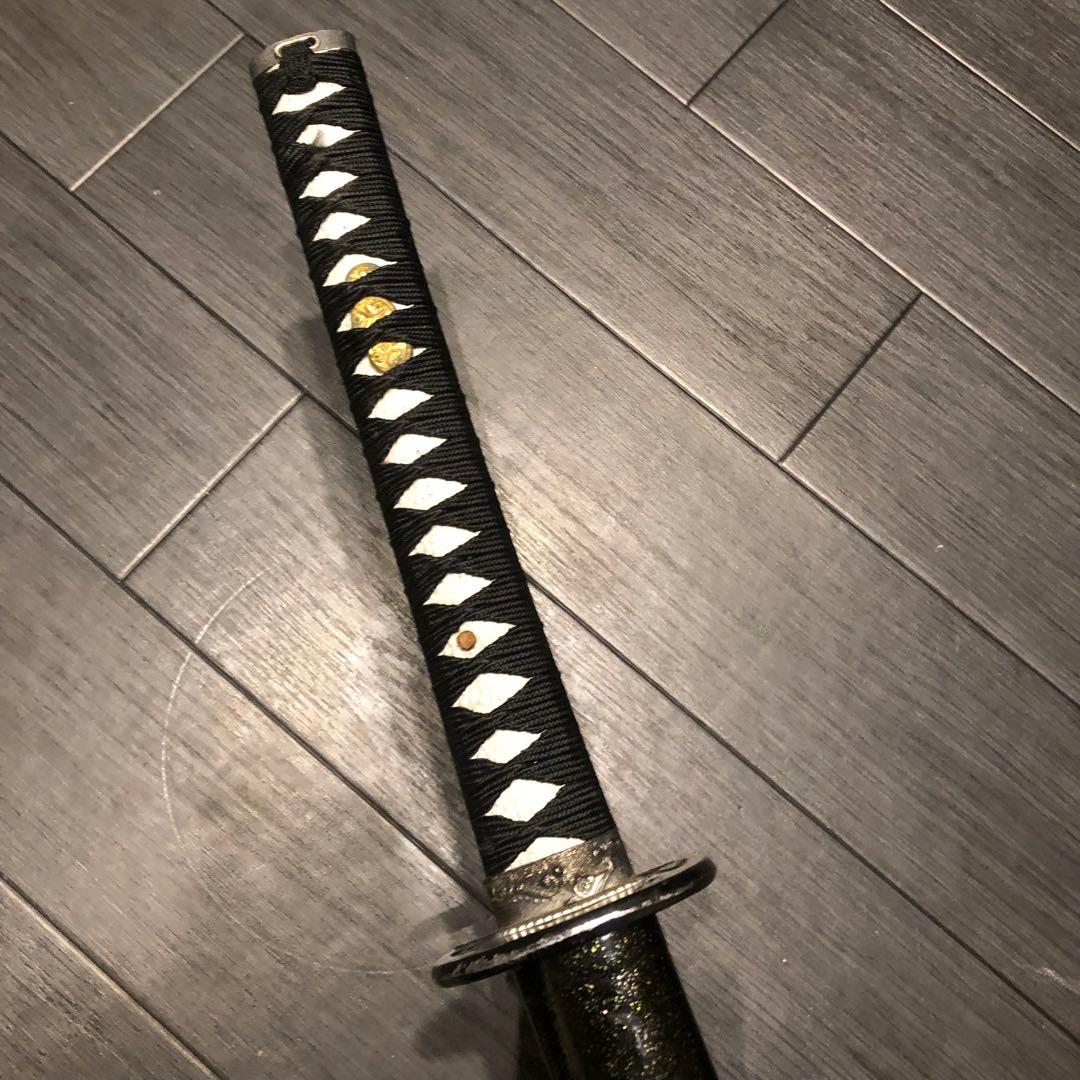 高級模造刀　居合刀　黒拵え　亜合金刀身　優乱刃紋