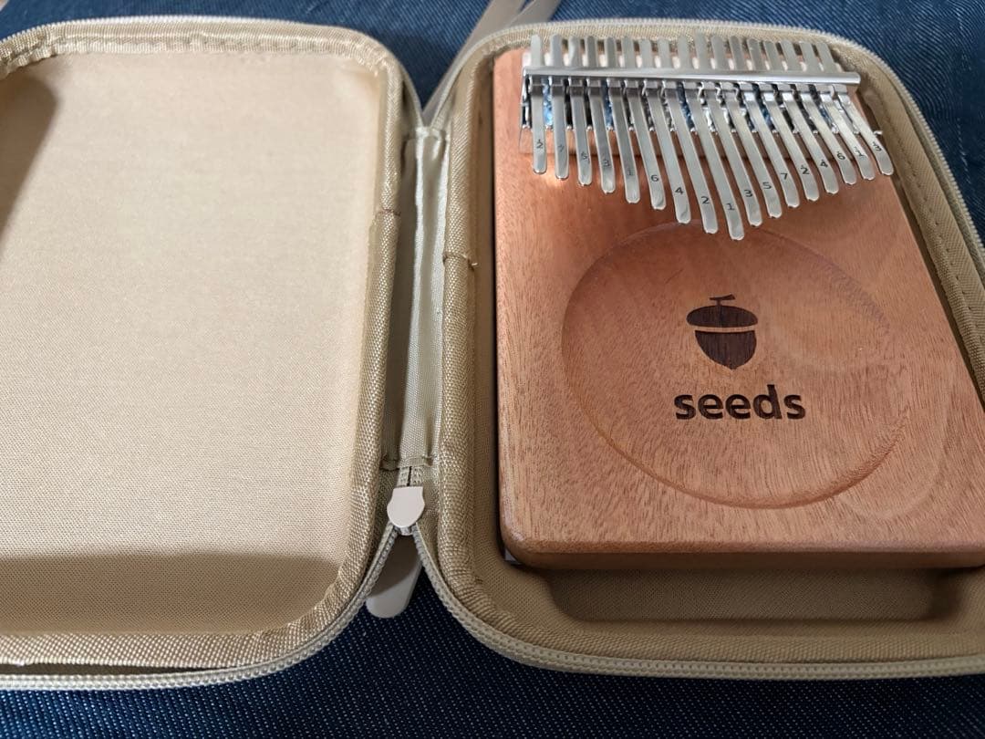 ち*た様 【美品】木製カリンバ 17キー seeds ※11月末迄出品