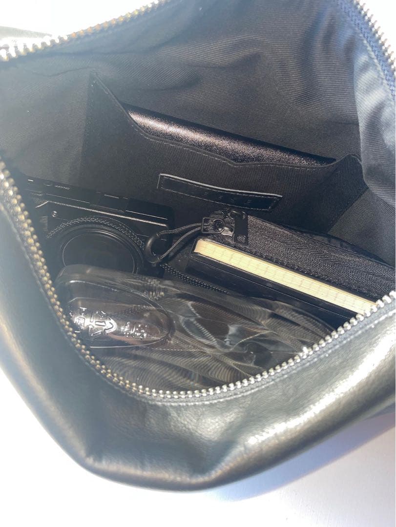 KEESE レザートートバッグ ハンドバッグ Mサイズ レディース ブラック 黒