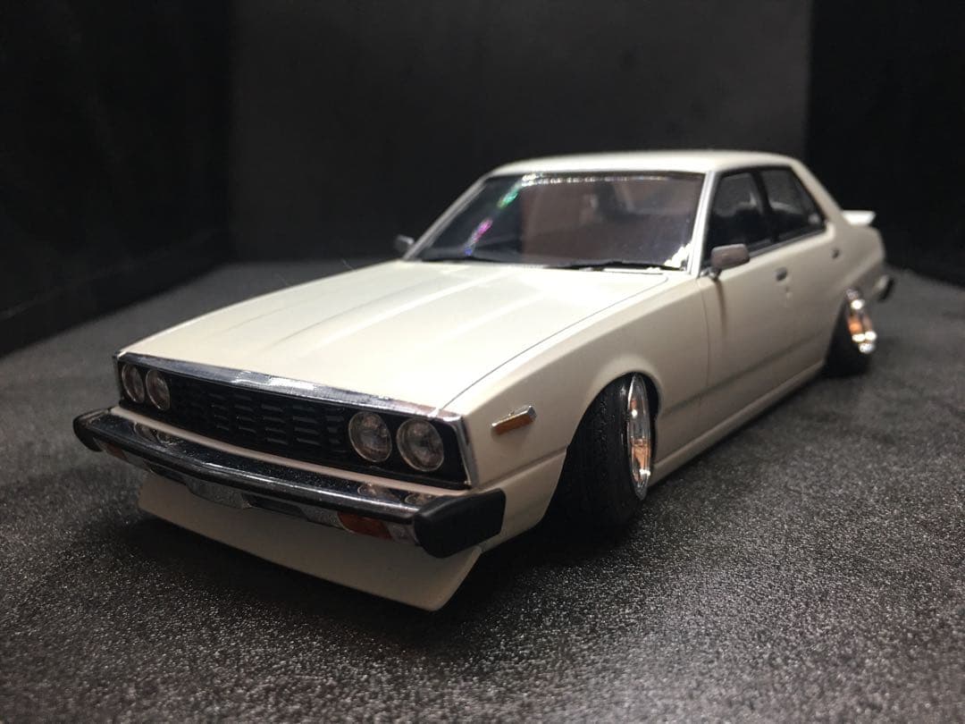 旧車プラモデル完成品1／２４フジミスカイラインジャパン