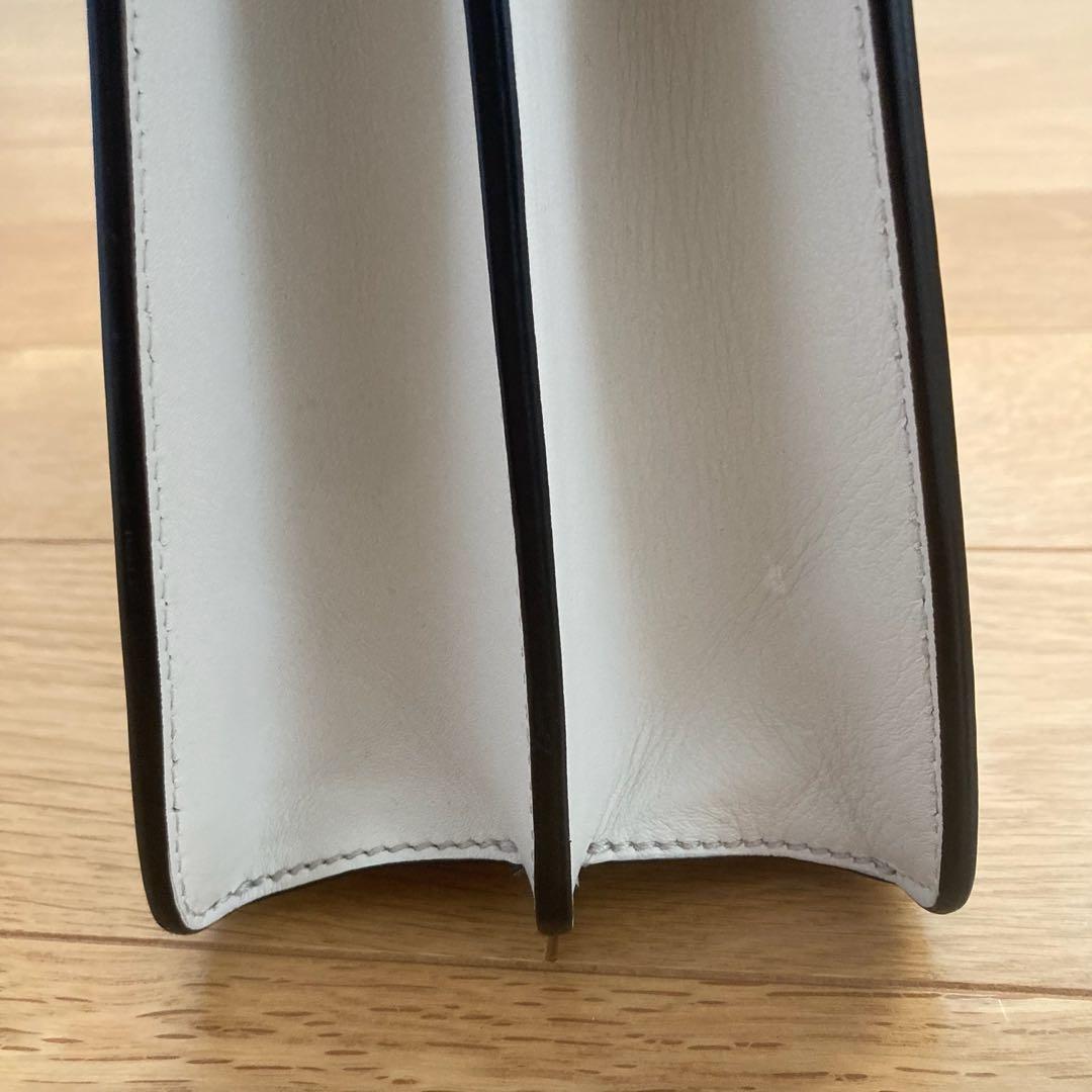 FENDI フェンディ ピーカブー アイシーユー スモール ミニ 白 ホワイト