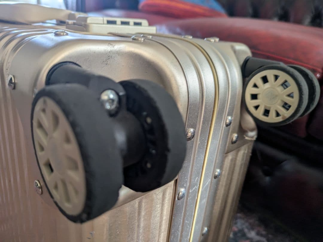 ☆値下げ☆LANZZOランツォアルミ34L スーツケースゴールド