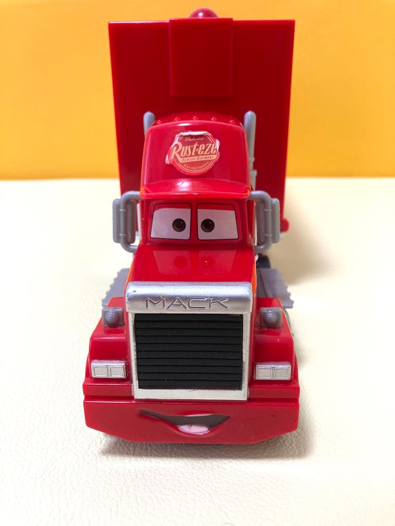 トミカ　カーズ ミニカーセット 35台