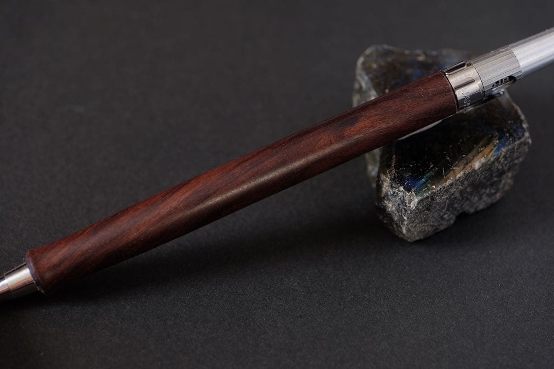 PG5木軸カスタム0024 樹種：インドローズ 高村杢工房 メタルペンシル 濃い