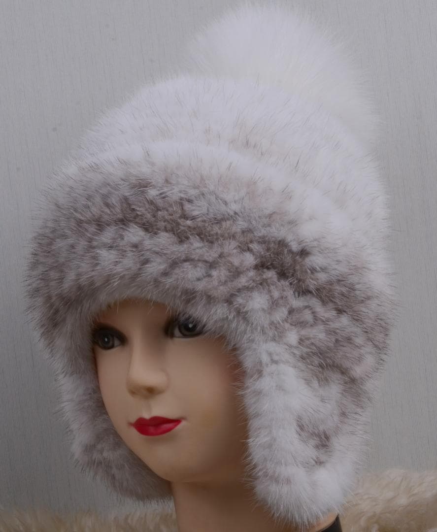 新品限定 耳あて付き上質クロスミンク編みこみ帽子フォックスポンポン付き毛皮ファー 楽天市場】送料無料 予約販売ITEM 存在感のある毛足の長いフォックス