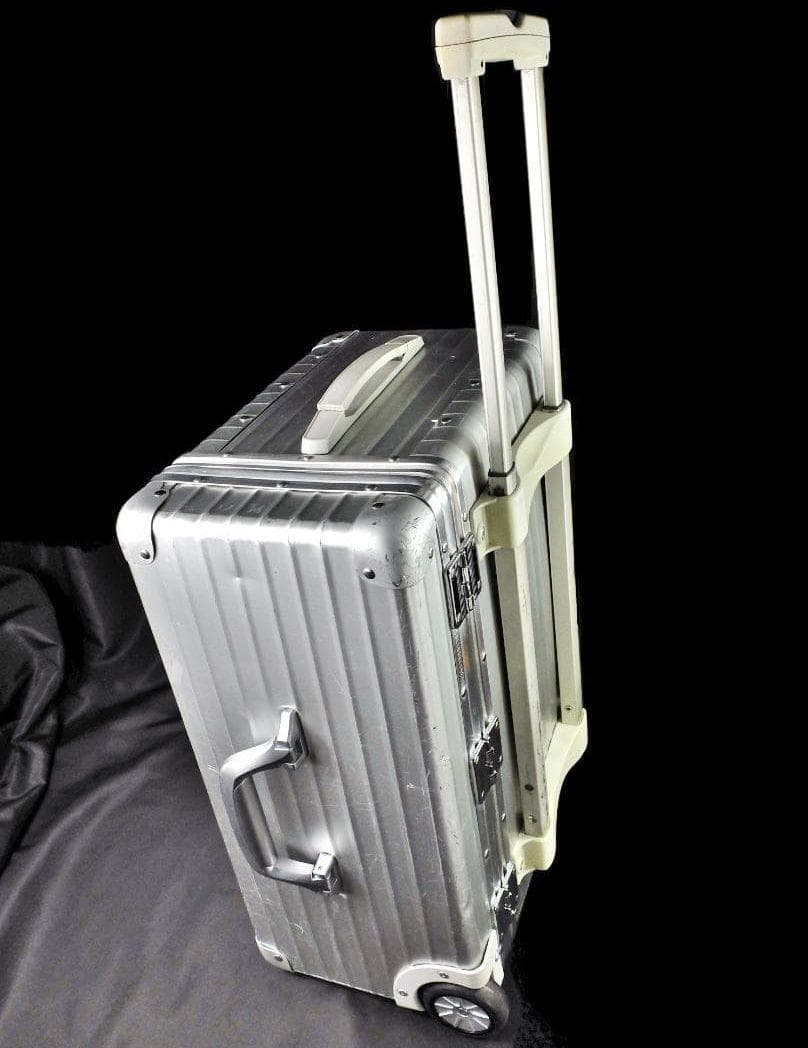 リモワ 950.51 廃番トパーズ 縦型2輪アルミ パイロットケース 42L