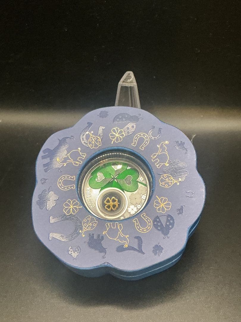 2024カメルーン 四葉のクローバー 金メッキ付きプルーフ銀貨　777枚限定