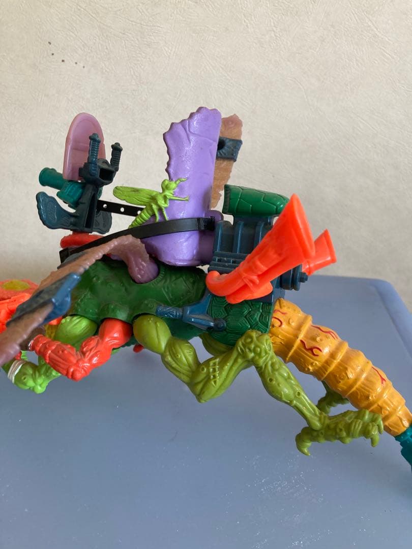 TMNTミュータントタートルズ フィギュア　2点セット。