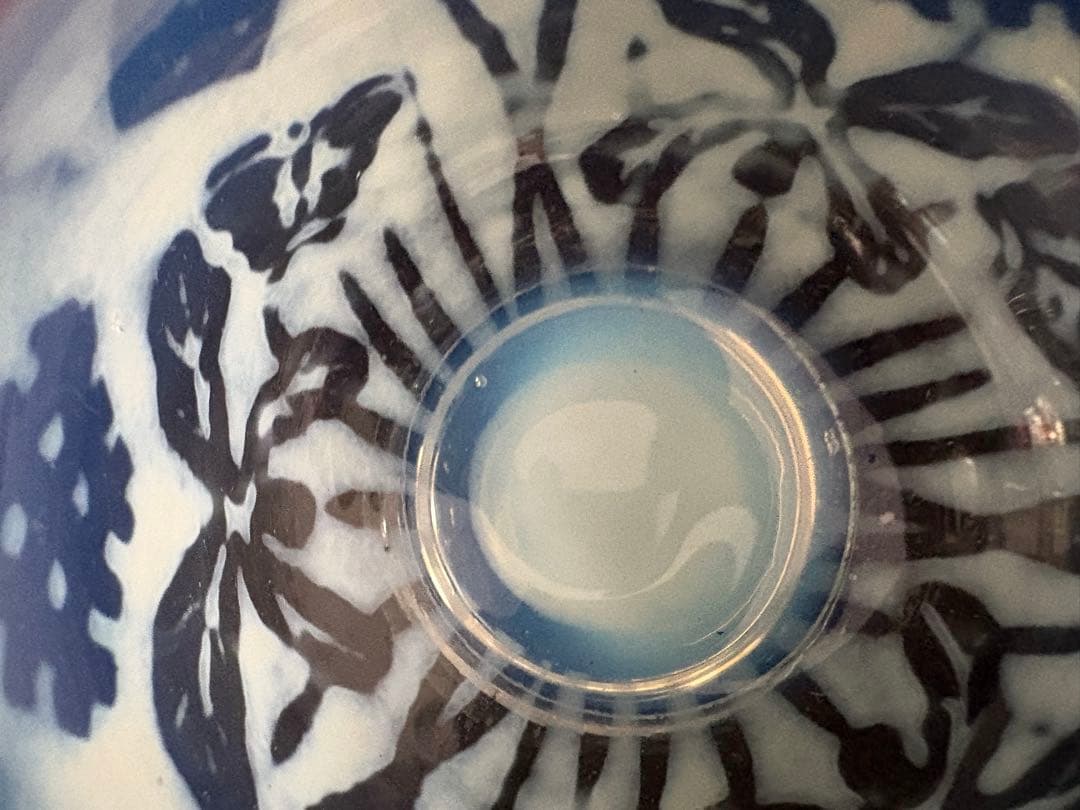 大正ガラス和ガラス菖蒲に蝶透かしウランガラス 桃色乳白氷コップ 12cm