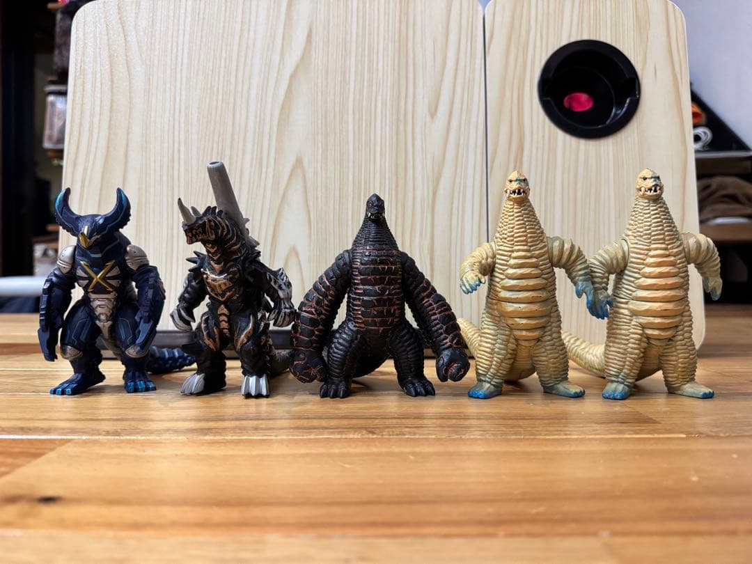 ウルトラマン&ウルトラ怪獣ソフビフィギュア40体まとめ売り