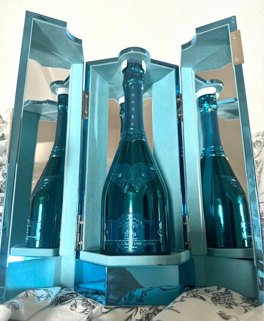 corona様☆エンジェル シャンパン ブルー