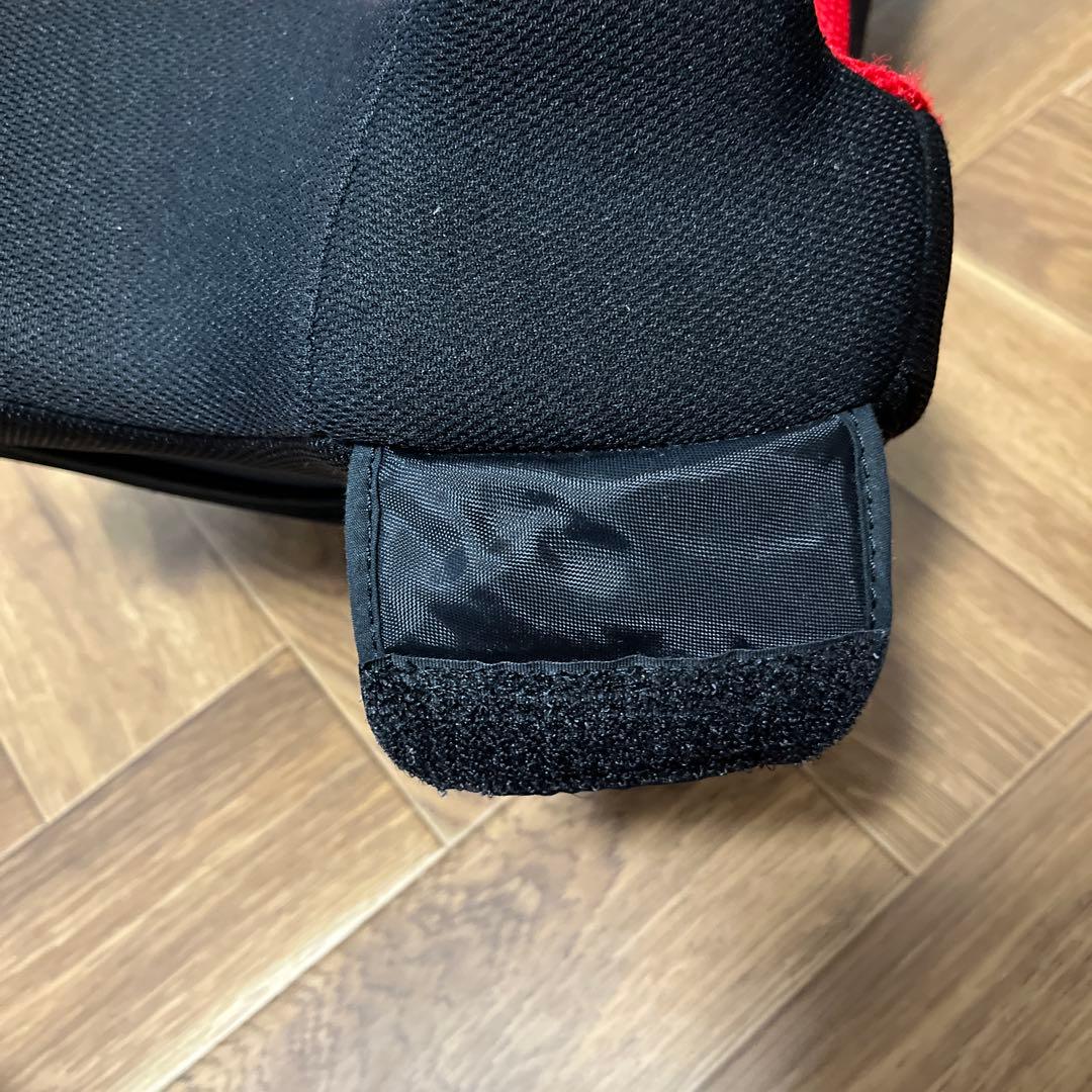 【美品】エールベベ　サラット３　ステップⅡ　グレー　ジュニアシート　AM 253