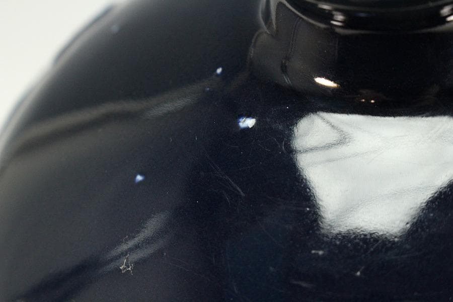 中国美術 瑠璃釉 纏白龍紋 梅瓶 内府 款 時代物(K-XA831)