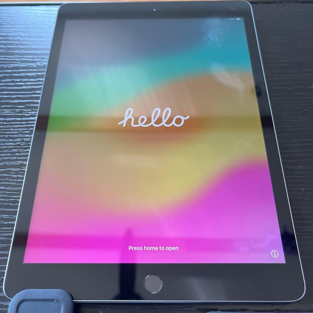 美品】iPad 第7世代Wi-Fiモデル32GB 10.2in