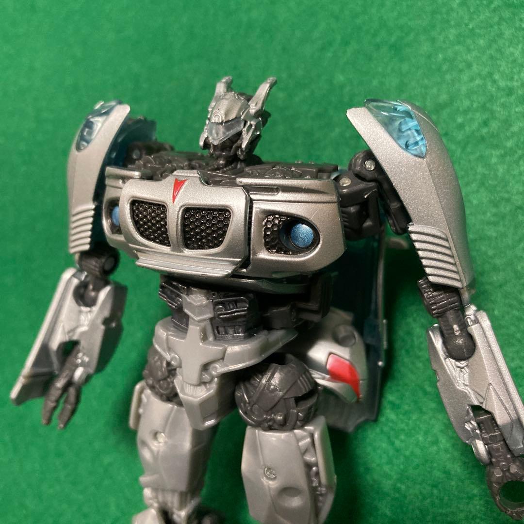 TS　SS09ジャズ　トランスフォーマー　スタジオシリーズ