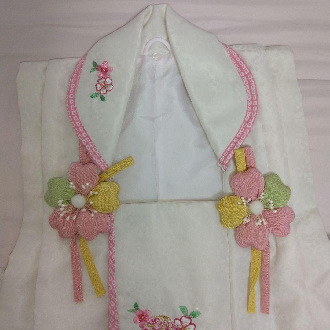 七五三8点①花刺繍被布着②着物③花刺繍襟長襦袢④髪飾り⑤ファー⑥足袋⑦草履⑧巾着