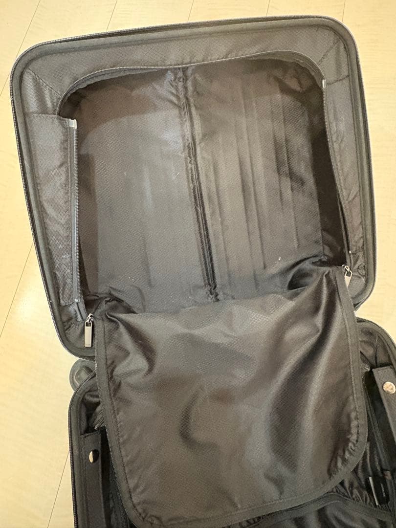 TUMI ブラック キャリーケース 4ホイール V3