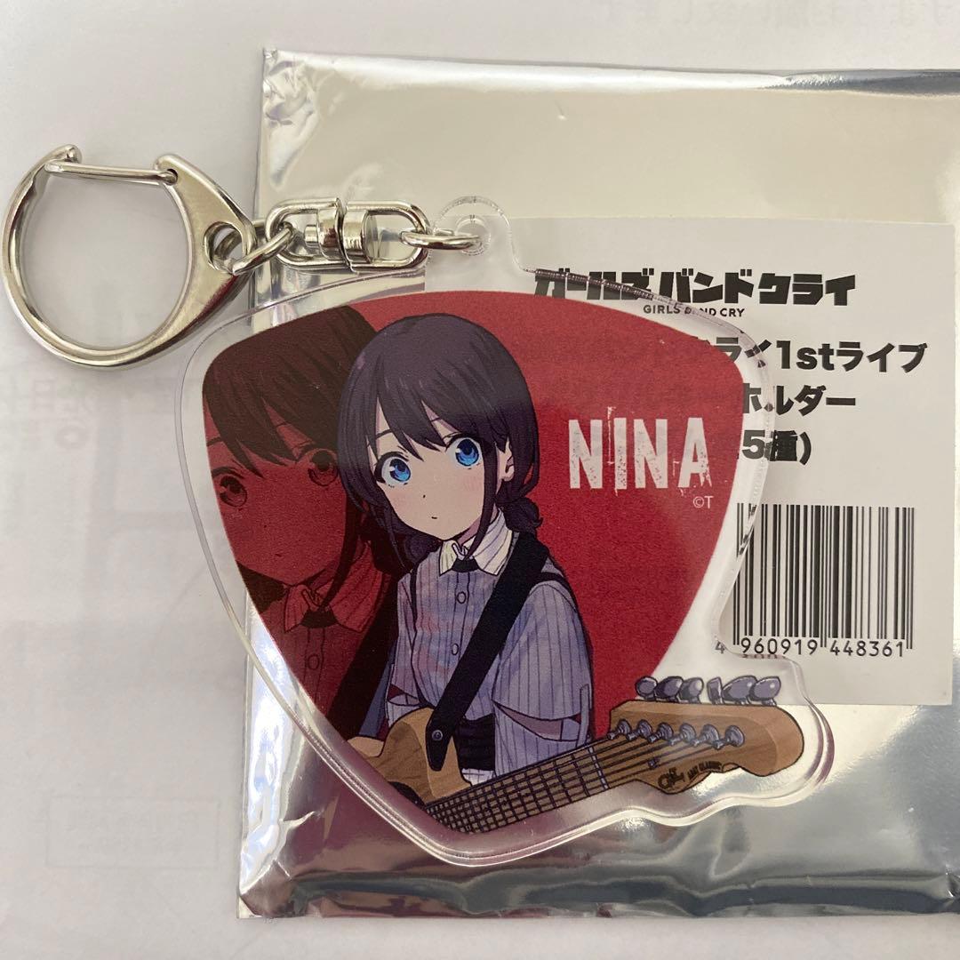 アドマイヤベガ アクリルスタンド 12体 缶バッジ2つ 最終値下げ