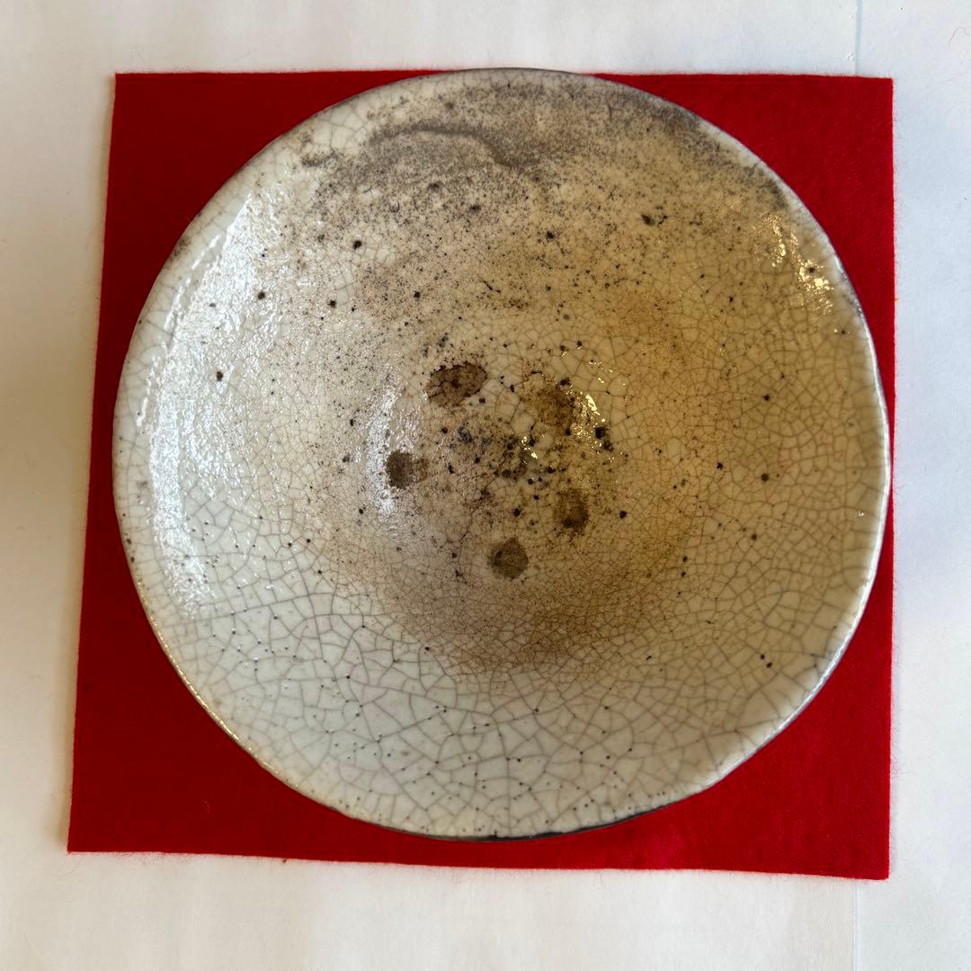 古志野時代物平茶碗