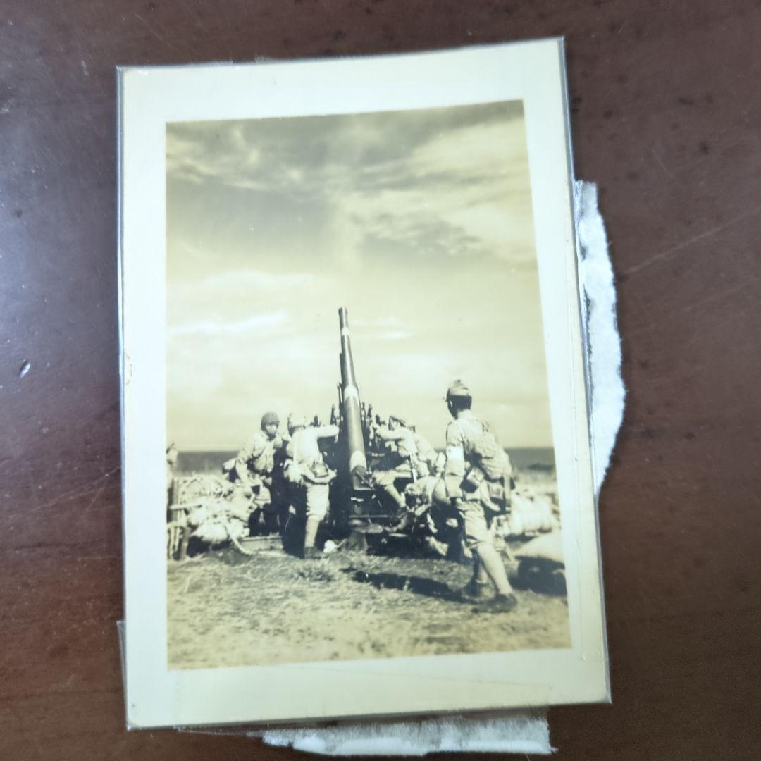 戦争写真 兵士と大砲 セピア調　戦前高射砲 戦争写真 兵士と大砲 セピア調 戦前高射砲 戦争写真 兵士と大砲 セピア
