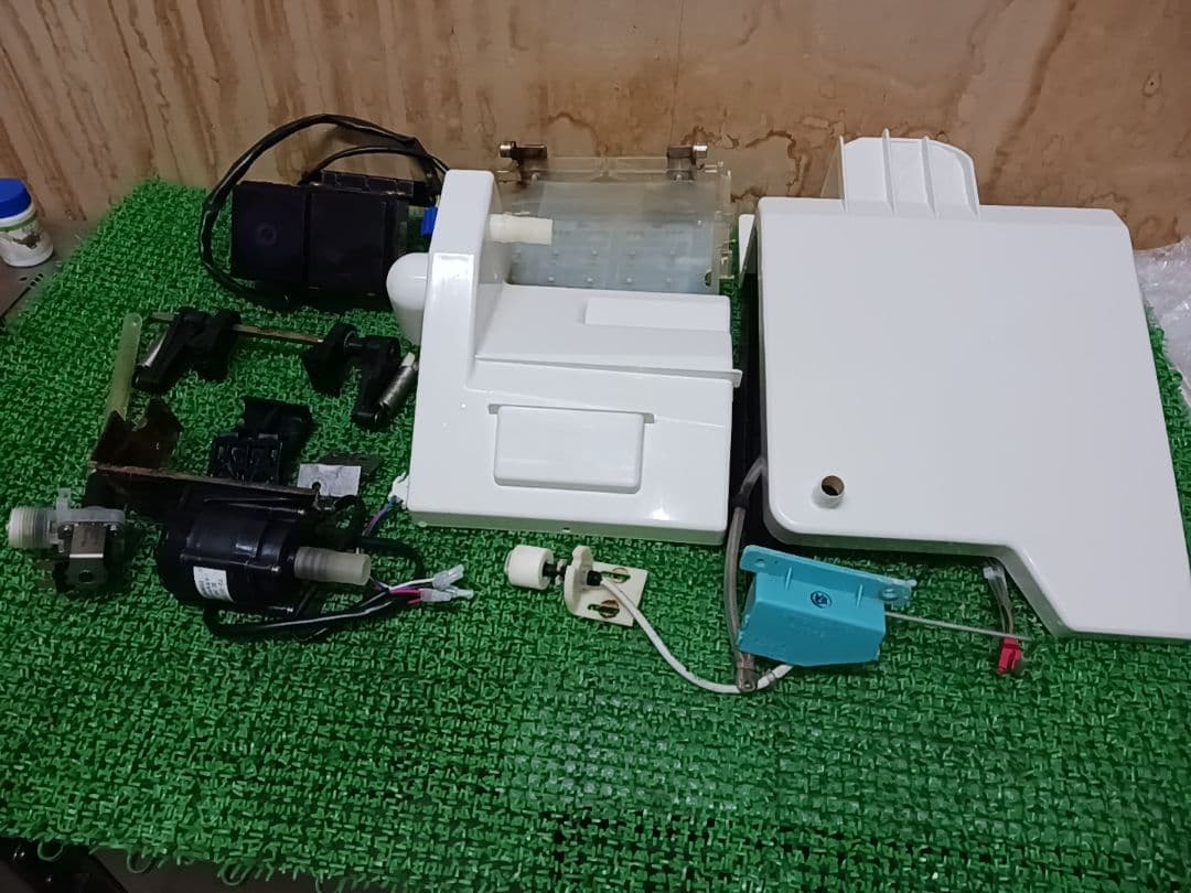 ダイワ　業務用製氷機　DRI-25LME 　ホシザキ　キューブアイス