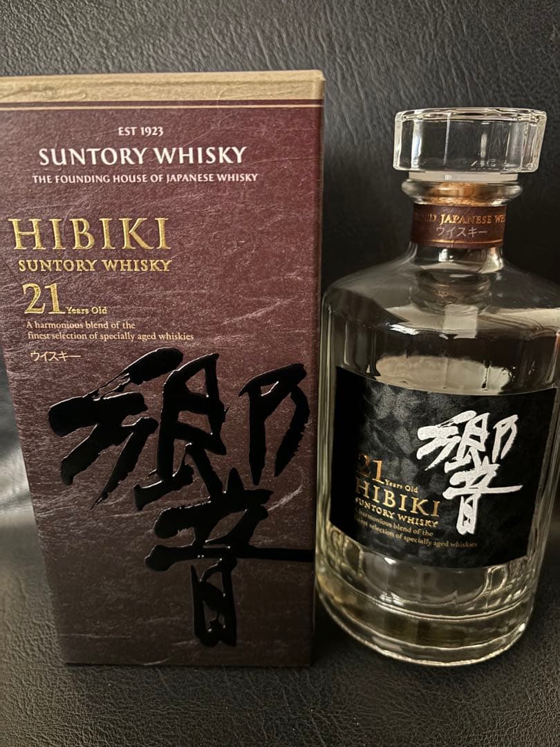 Hibiki 21 Year Old ウイスキー 空き瓶箱付き