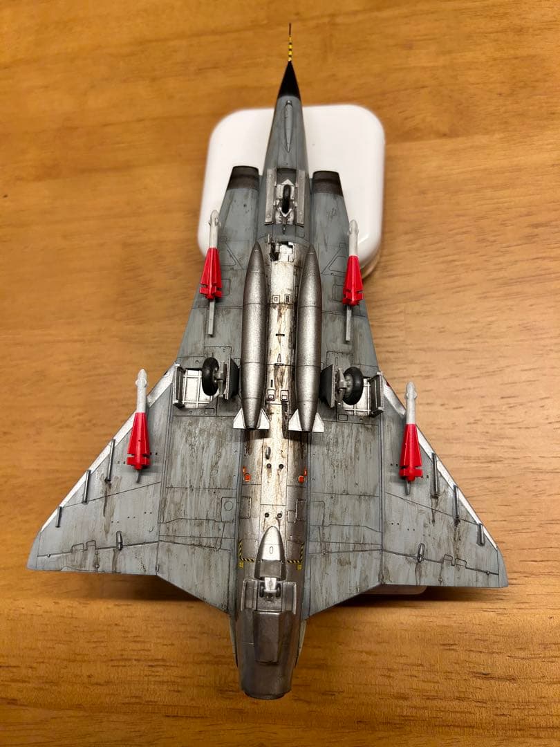 全塗装完成品】1/72 J-35 サーブ ドラケン 風間真機 エリア88