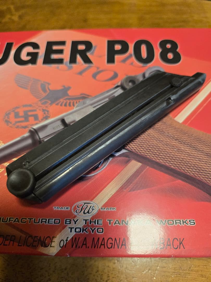 タナカ　ルガーP08　4インチ　ガスブローバック　木製グリップ