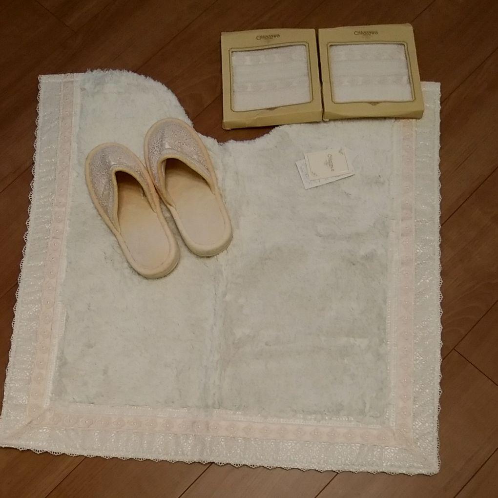 河合規仁先生最新作品「浮世夢」掛け軸入荷しました