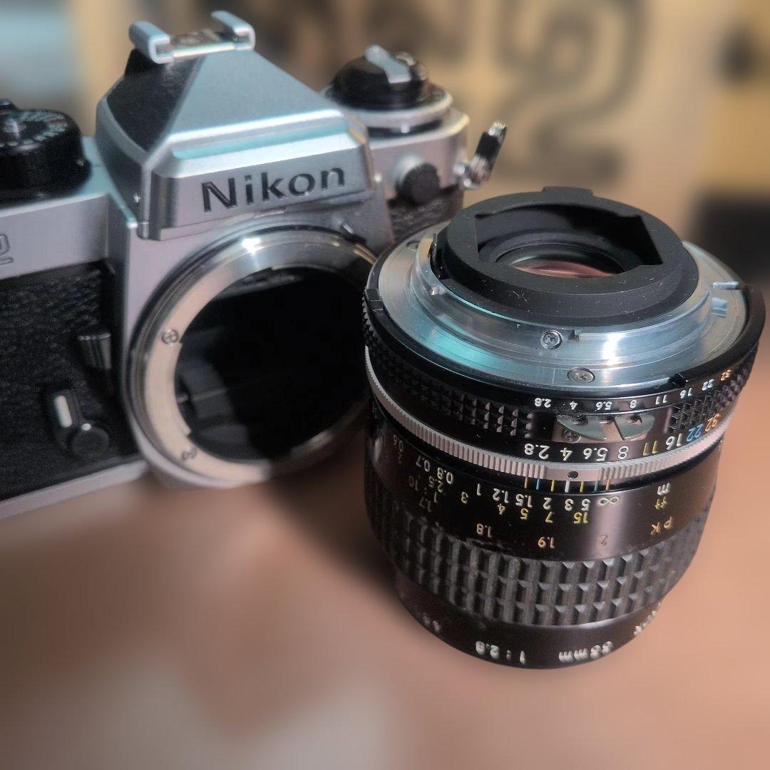 Nikon FE2 ＋ Micro-Nikkor F2.8 50mmレンズ カメラ