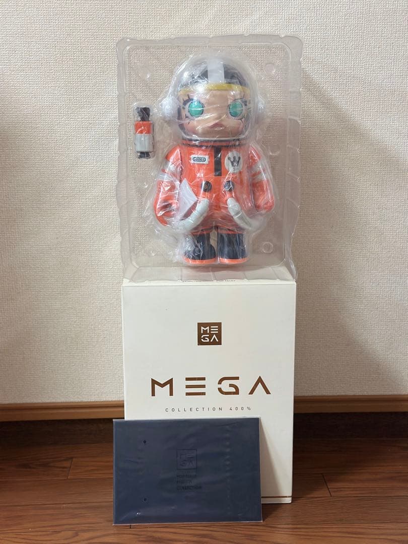ポップマート MEGA SPACE MOLLY 400% SPACE S