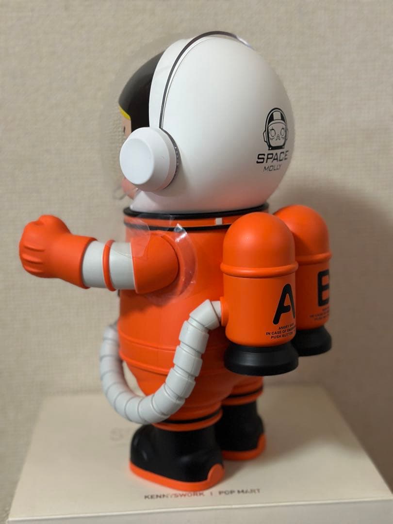 ポップマート MEGA SPACE MOLLY 400% SPACE S