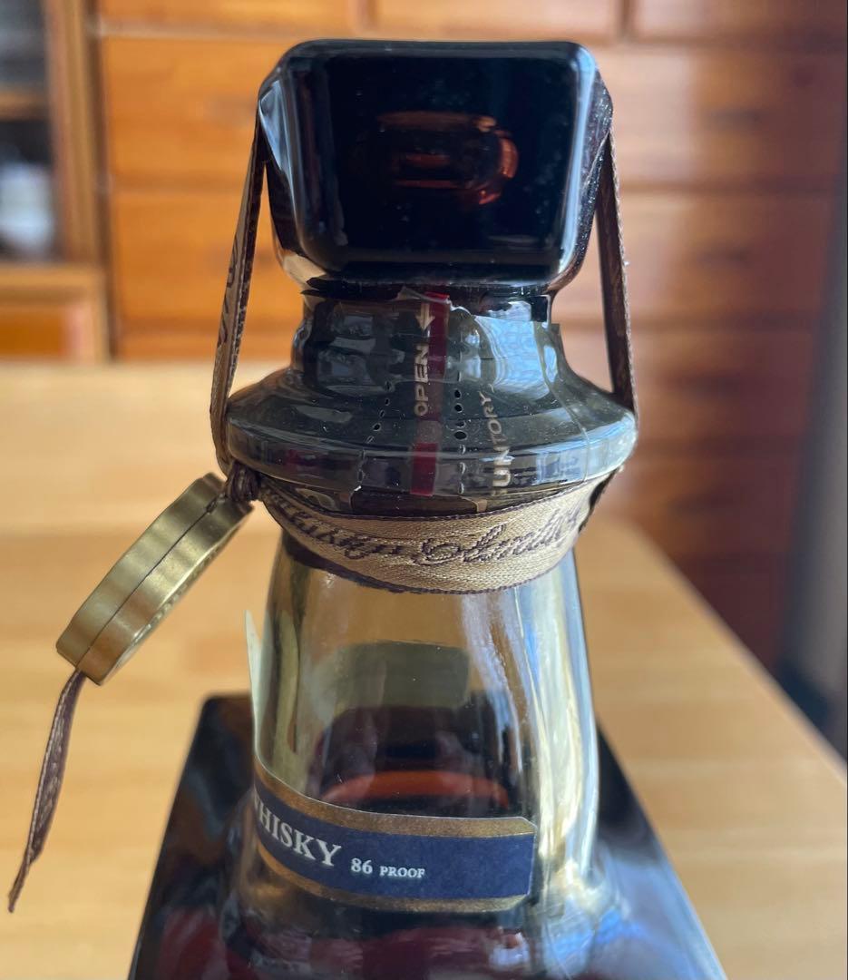 サントリー ローヤル プレミアム 12年 青ラベル 古酒（箱なし）