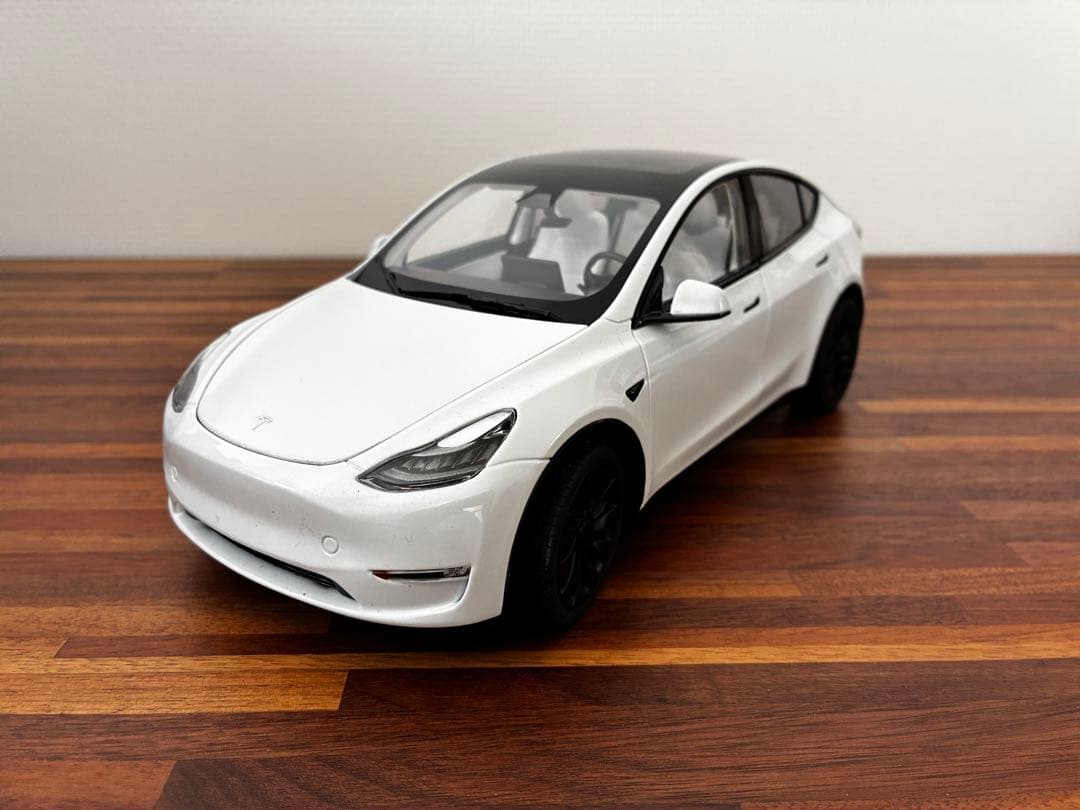 テスラ ミニカー Model Y モデルY 1:18 TESLA Tesla Model Y Diecast 1