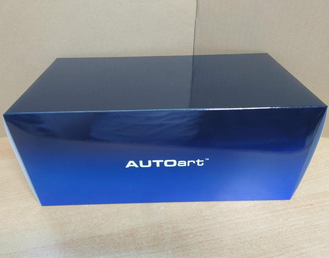 1/18 トヨタ セリカ リフトバック 2000GT 1973 オートアート製