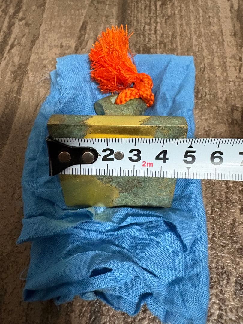 平安蔵六四世の作品。桐箱蓋裏に自筆の為書有。