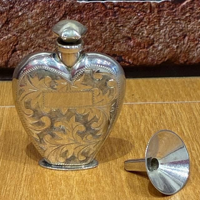♪シルバー950 アンティーク 香水瓶 - メルカリ