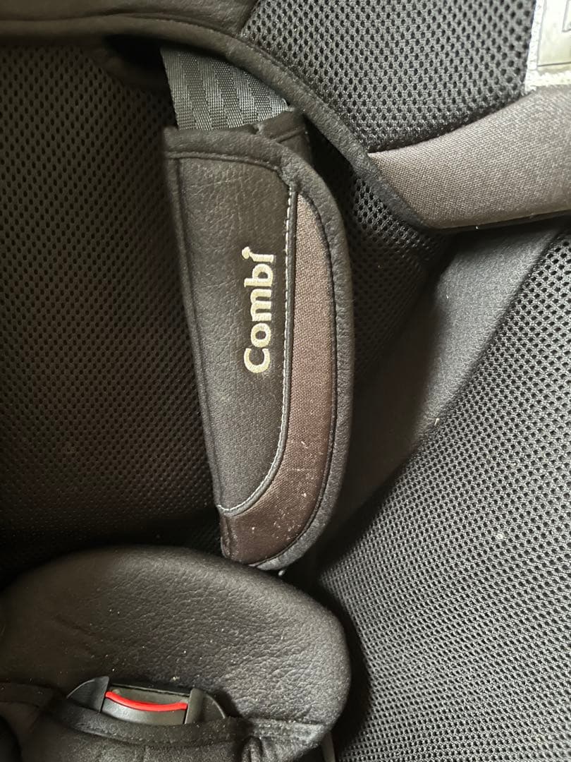 Combi（コンビ）チャイルドシート　ネルーム　CC-UID　ISOFIX