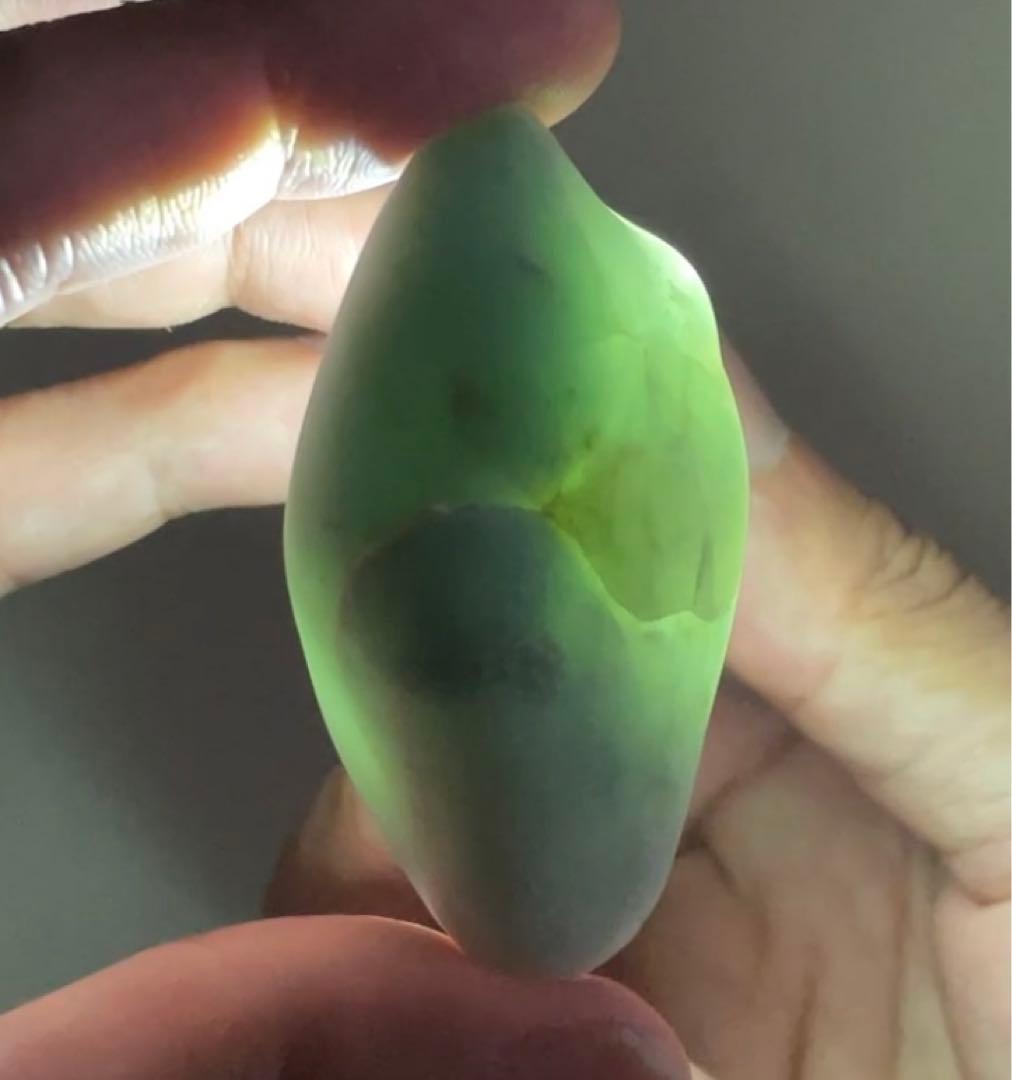 糸魚川翡翠 ヒスイ 原石 66g 緑×白