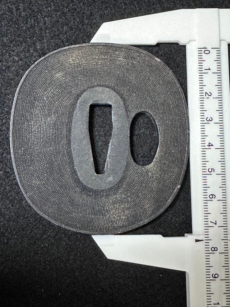 古美術　鉄地鍔三点まとめ　B 透鍔など　刀装具